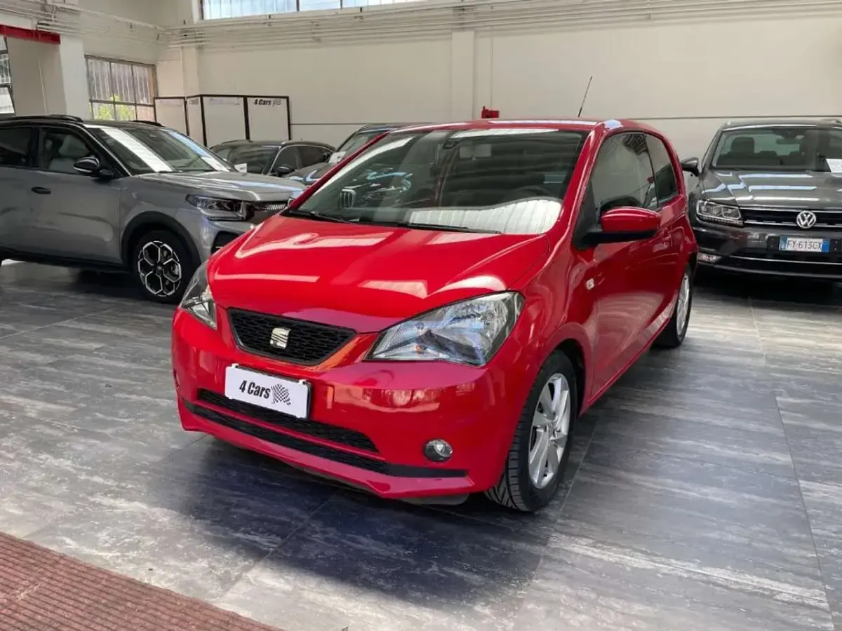 Usata Seat Mii Style 75 CV (55 kW) 2012 Rosso Utilitaria