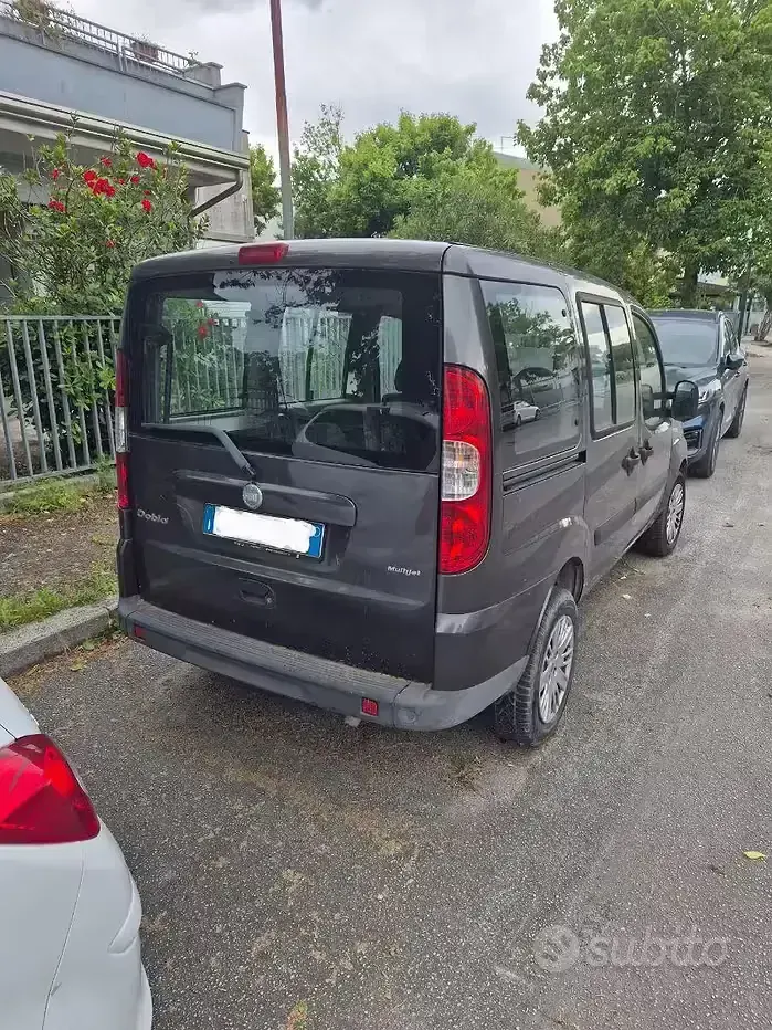 Usata Fiat Doblò 85 CV (62 kW) 2007 Monovolume