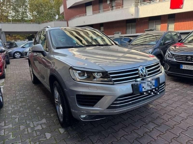 Usata VW Touareg 204 CV (150 kW) 2016 Argento SUV