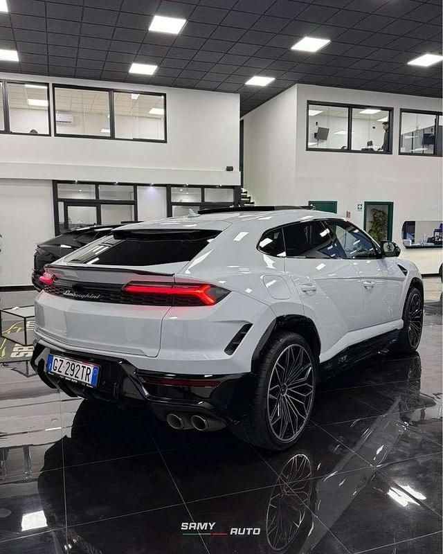 Usata Lamborghini Urus 799 CV (587 kW) 2025 Bianco SUV