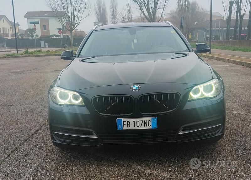 Usata BMW 520 190 CV (139 kW) 2015 Nero Station wagon