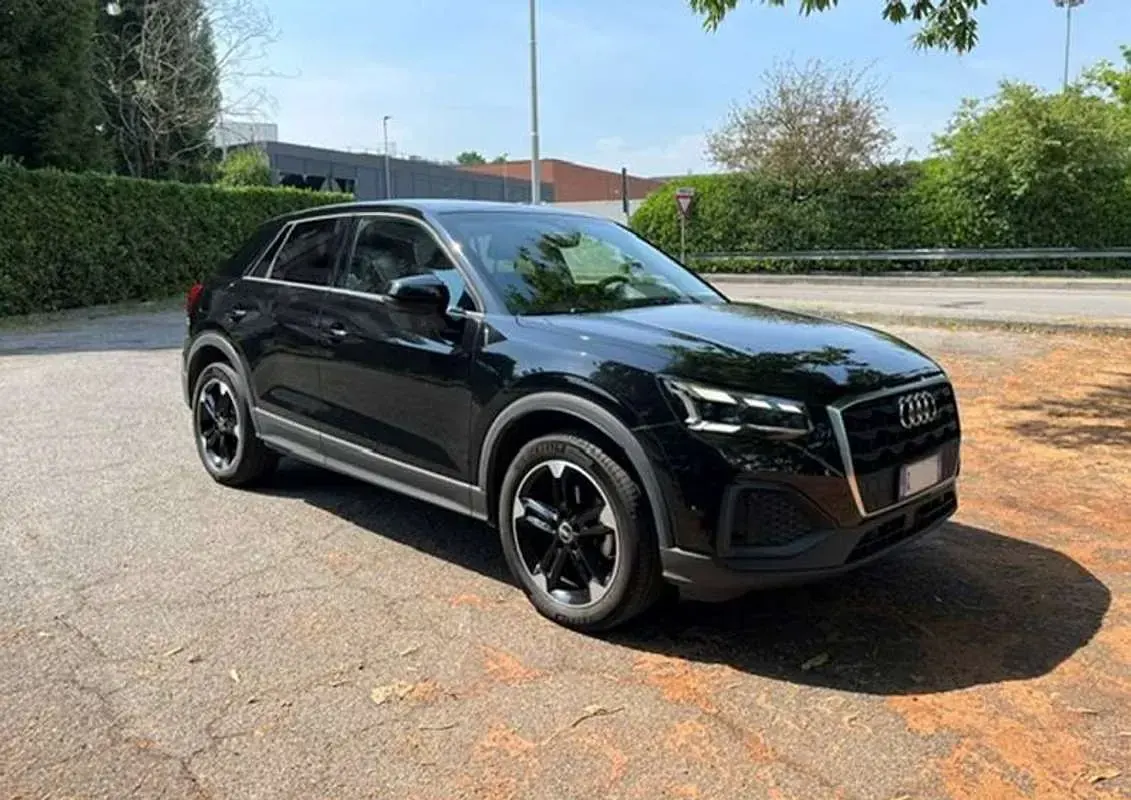 Usata Audi Q2 Admired 116 CV (85 kW) 2021 Nero SUV