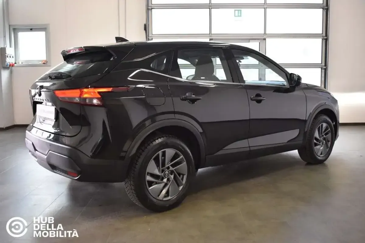 Usata Nissan Qashqai 158 CV (116 kW) 2023 Grigio SUV