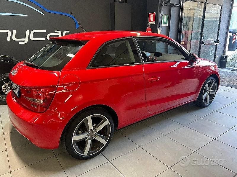 Usata Audi A1 Ambition 122 CV (89 kW) 2011 Rosso Utilitaria