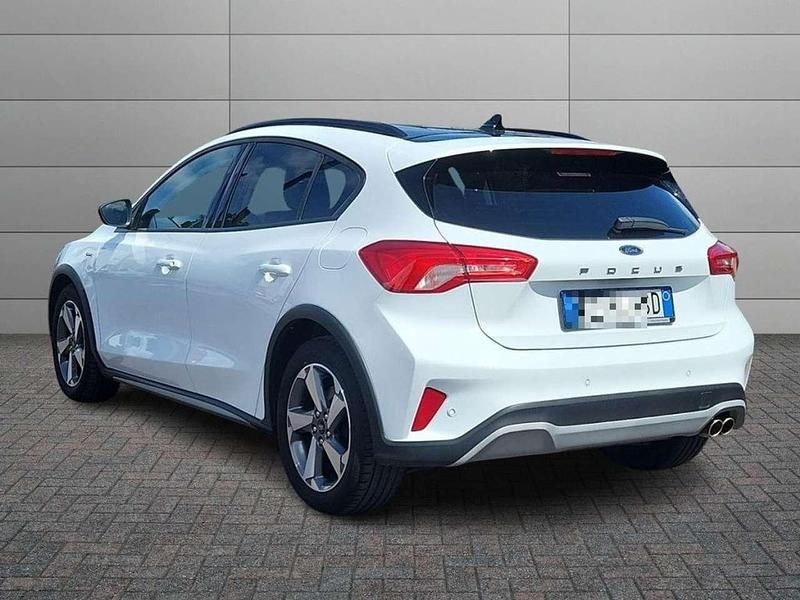 Usata Ford Focus Active 125 CV (91 kW) 2019 Bianco Berlina
