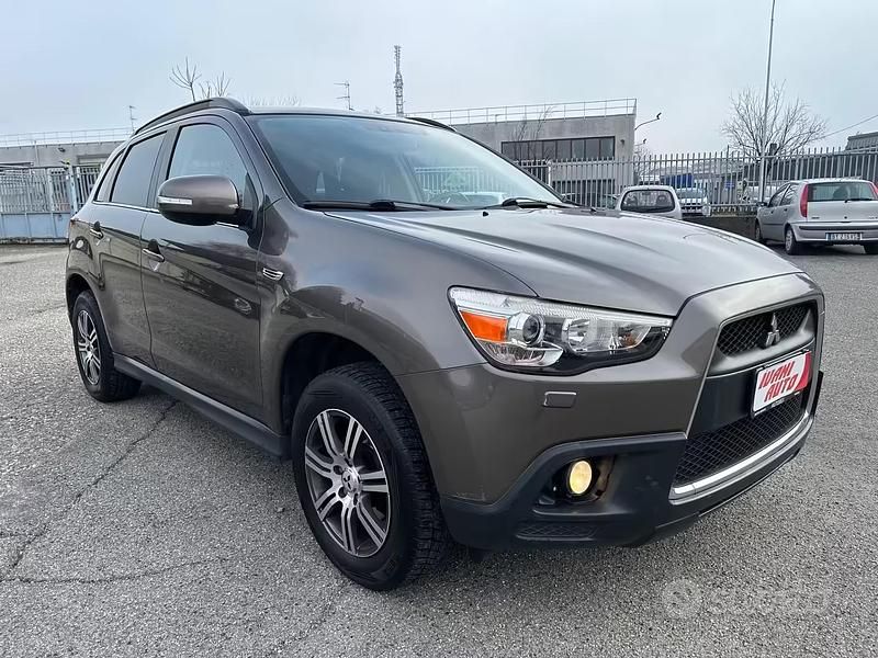 Usata Mitsubishi ASX Intense 117 CV (86 kW) 2012 Marrone SUV