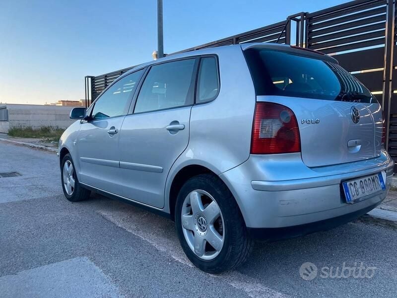 Usata VW Polo 101 CV (74 kW) 2003 Grigio Utilitaria