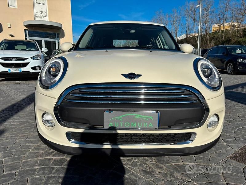 Usata Mini One D Hype 95 CV (69 kW) 2018 Beige Utilitaria