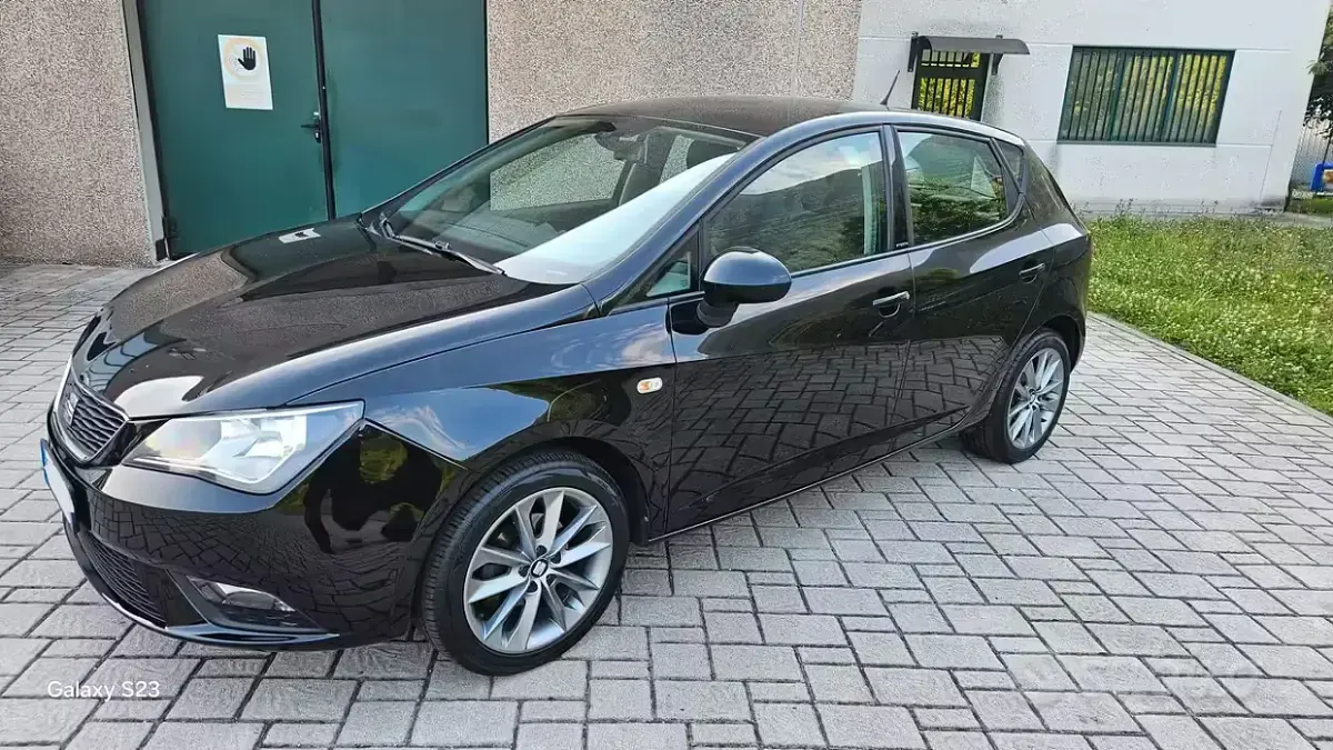 Usata Seat Ibiza Business 75 CV (55 kW) 2015 Nero Berlina