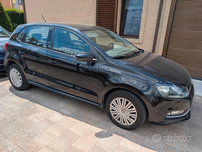 Usata VW Polo 75 CV (55 kW) 2016 Nero Utilitaria