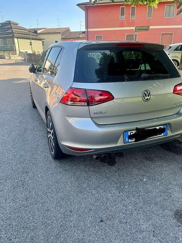 Usata VW Golf VII Highline 150 CV (110 kW) 2014 Berlina