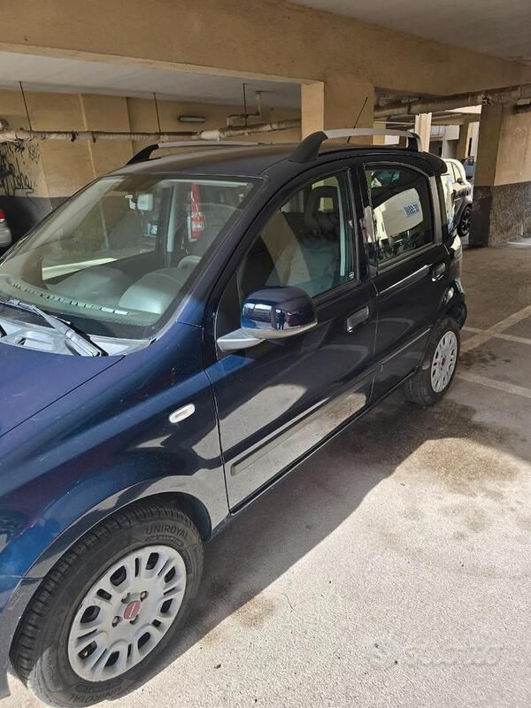 Usata Fiat Panda 77 CV (56 kW) 2012 Blu Utilitaria