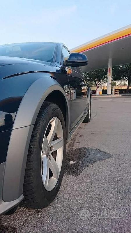 Usata Audi A4 Allroad Advanced 240 CV (176 kW) 2011 Blu Station wagon