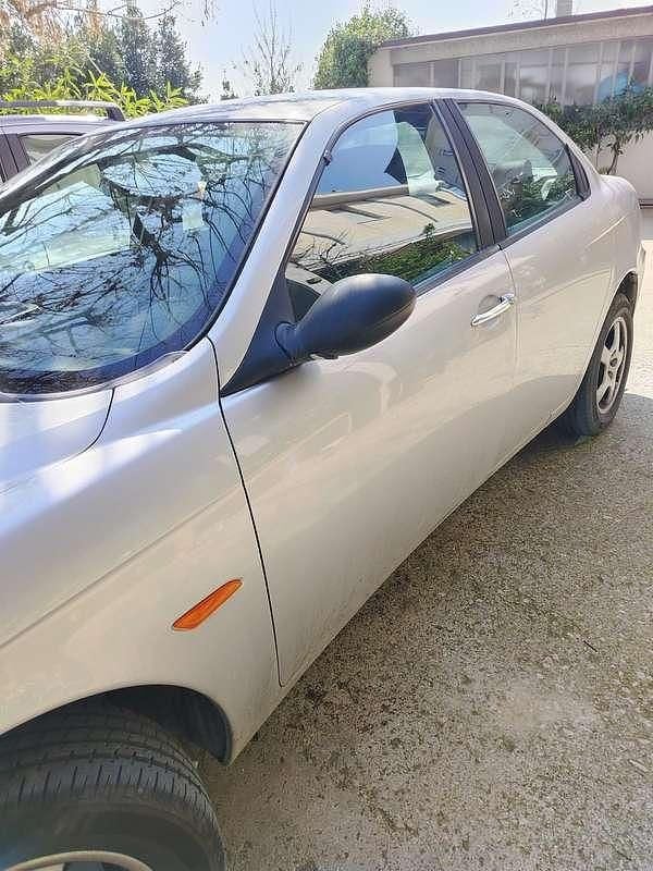 Usata Alfa Romeo 156 Progression 144 CV (105 kW) 2000 Argento Berlina