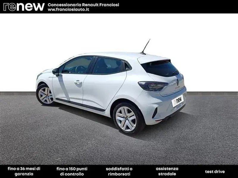 Usata Renault Clio Evolution 101 CV (74 kW) 2025 Bianco Utilitaria