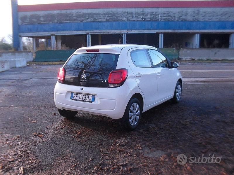 Bianco Usata 2016 Citroën C1 Live Due volumi | 7500 € (Buon prezzo) - Immagine 1/4