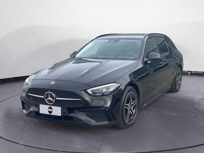 Usata Mercedes C300 Premium 313 CV (230 kW) 2022 Nero Station wagon