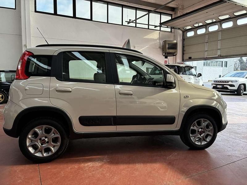Usata Fiat Panda 4x4 75 CV (55 kW) 2015 Other Utilitaria