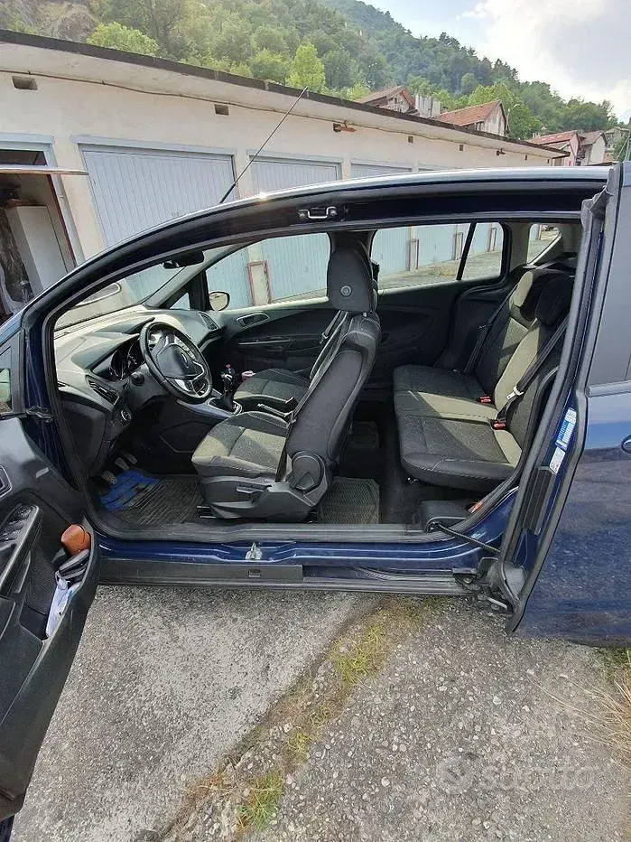 Usata Ford B-MAX 90 CV (66 kW) 2016 Bluazzurro Monovolume
