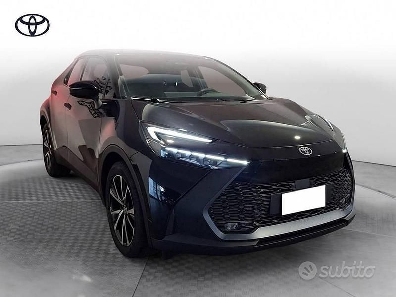 Usata Toyota C-HR Trend 140 CV (102 kW) 2024 Nero SUV