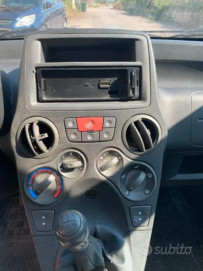 Usata Fiat Panda 77 CV (56 kW) 2011 Utilitaria