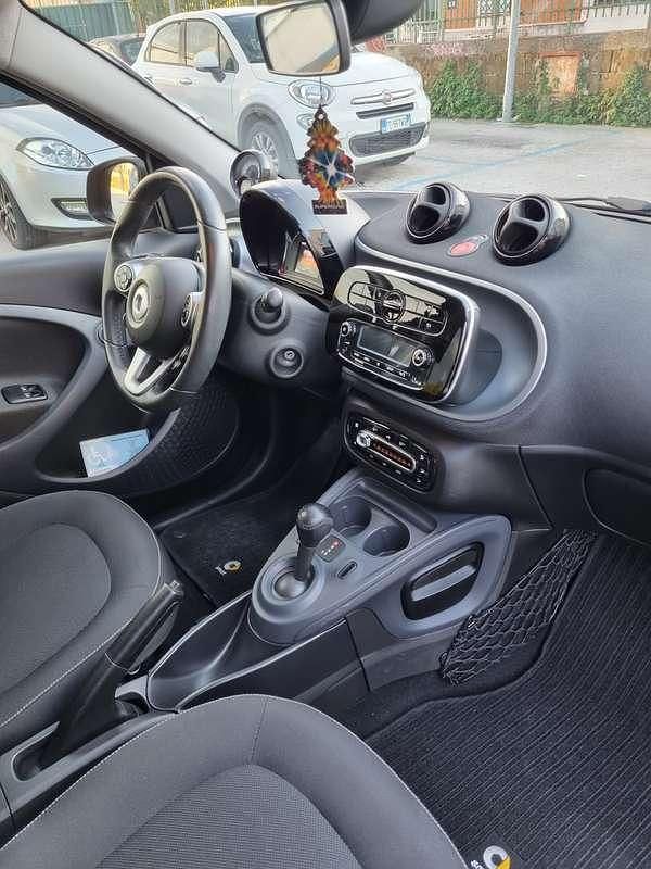 Usata Smart ForFour Passion 71 CV (52 kW) 2017 Nero Utilitaria