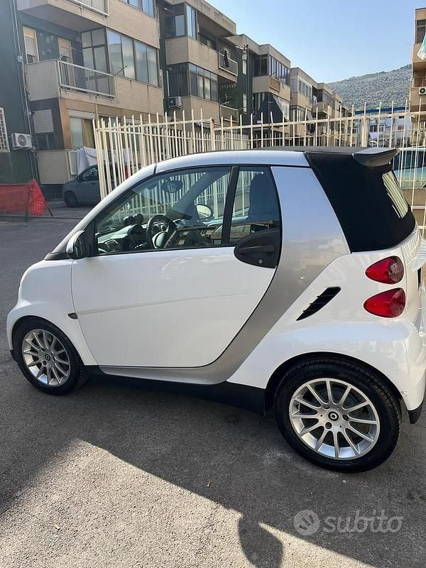 Usata Smart ForTwo Cabrio 71 CV (52 kW) 2009 Bianco Cabrio