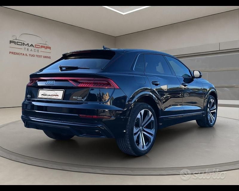 Usata Audi Q8 Sport 286 CV (210 kW) 2019 Nero met SUV
