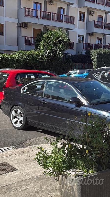 Usata BMW 318 118 CV (86 kW) 2001 Blu