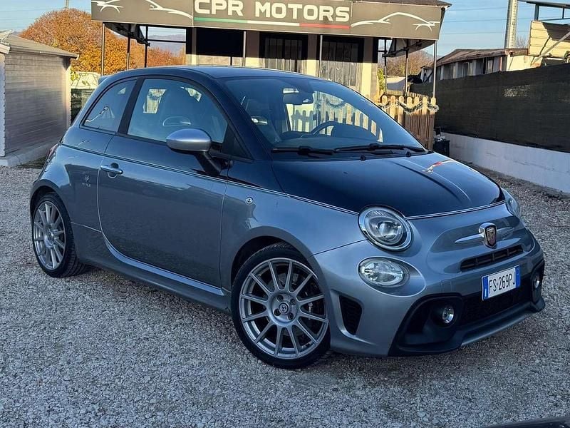 Argento Usata 2018 Abarth 695 Due volumi | 18.300 € (Ottimo prezzo) - Immagine 1/4