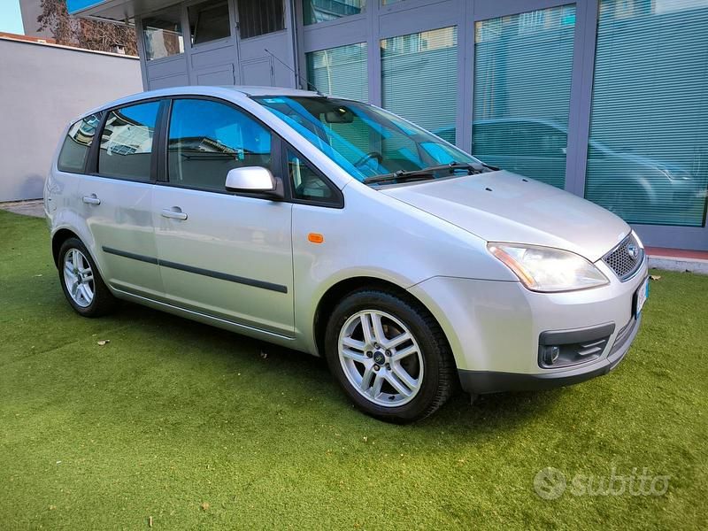 Usata Ford C-MAX Ghia 109 CV (80 kW) 2005 Grigio Monovolume