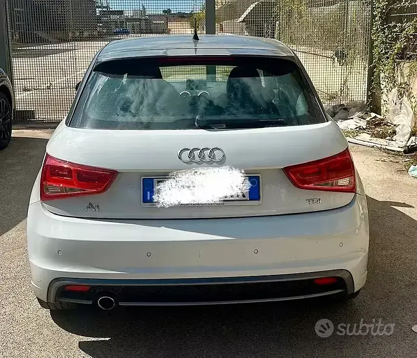 Usata Audi A1 Sportback 90 CV (66 kW) 2012 Bianco Utilitaria
