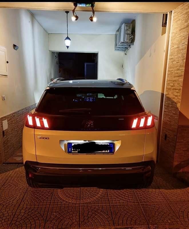Usata Peugeot 3008 Allure 131 CV (96 kW) 2020 Bianco SUV
