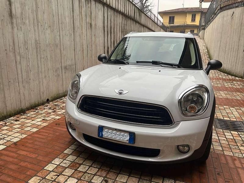 Usata Mini One D Business 90 CV (66 kW) 2014 Bianco Utilitaria