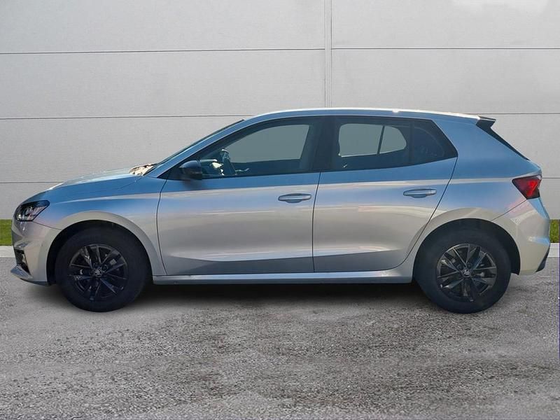 Usata Skoda Fabia Selection 95 CV (69 kW) 2025 Argento brillante metallizzato Utilitaria