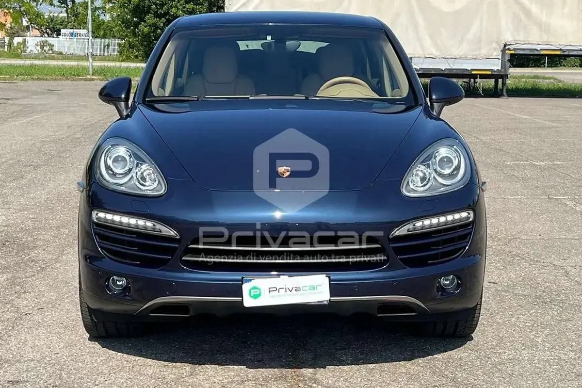 Usata Porsche Cayenne 245 CV (180 kW) 2012 Blu SUV