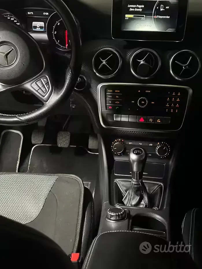 Usata Mercedes A160 90 CV (66 kW) 2015 Bianco Berlina