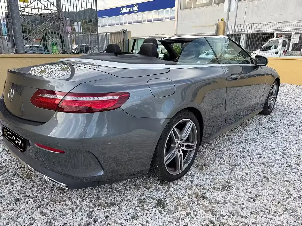 Usata Mercedes E220 Premium Plus 194 CV (142 kW) 2018 Grigio Cabrio