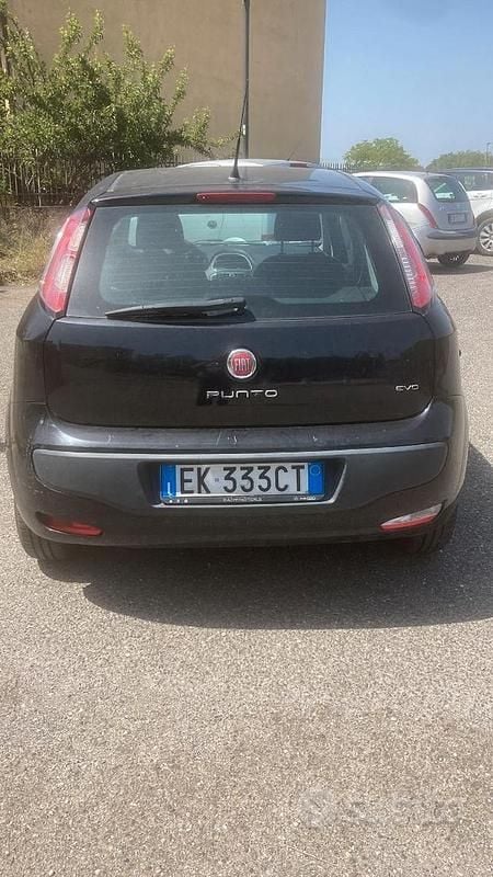 Usata Fiat Punto Evo 69 CV (50 kW) 2011 Nero Utilitaria