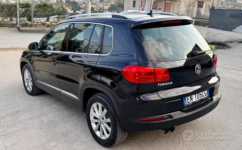 Usata VW Tiguan Sportline 140 CV (102 kW) 2012 Nero SUV