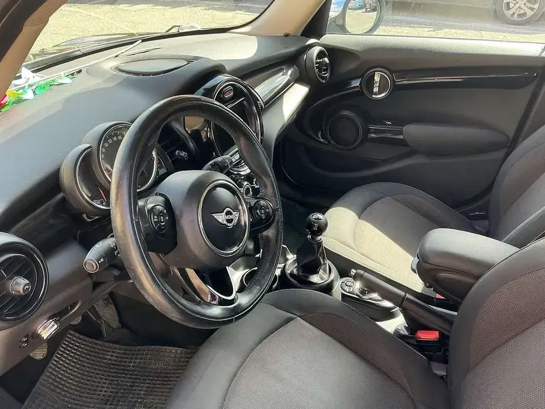 Usata Mini One D 95 CV (69 kW) 2017 Utilitaria