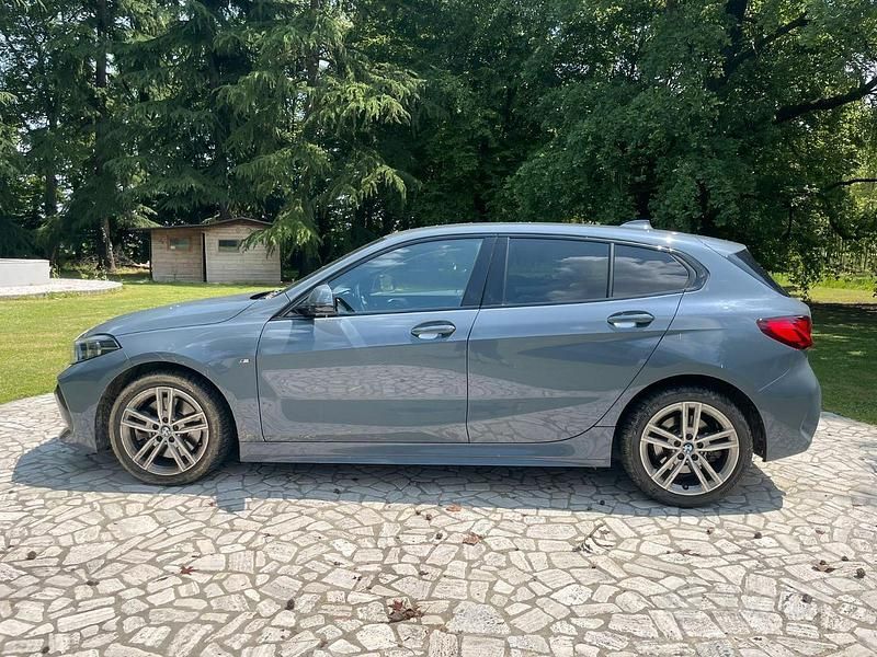 Usata 2021 BMW 120 M Sport Utilitaria | 28.000 € (Ottimo prezzo) - Immagine 1/4