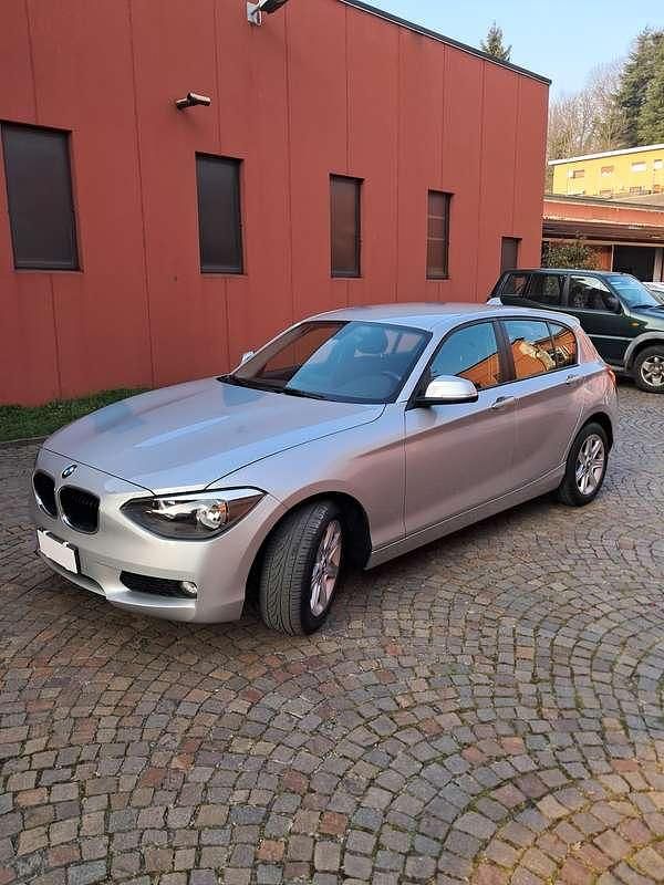 Usata BMW 118 143 CV (105 kW) 2014 Argento Utilitaria