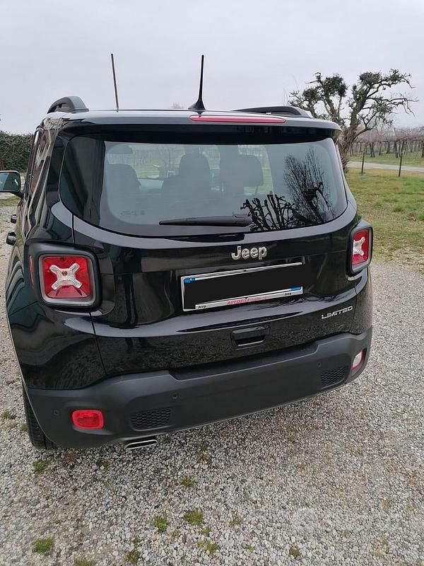 Usata Jeep Renegade Limited 131 CV (96 kW) 2021 Nero SUV
