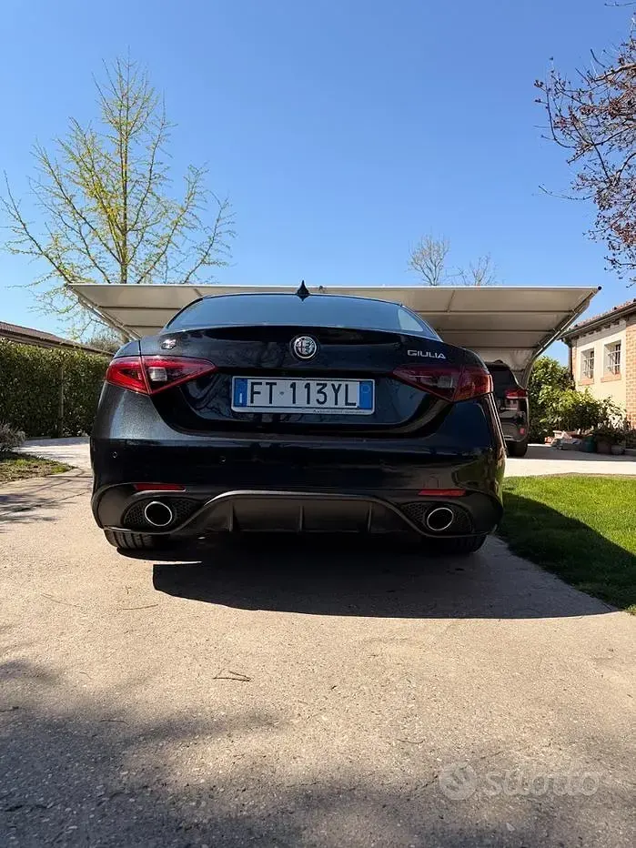 Usata Alfa Romeo Giulia Veloce 210 CV (154 kW) 2019 Nero Berlina