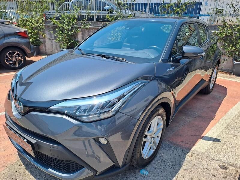 Usata Toyota C-HR Active 122 CV (89 kW) 2020 Grigio SUV