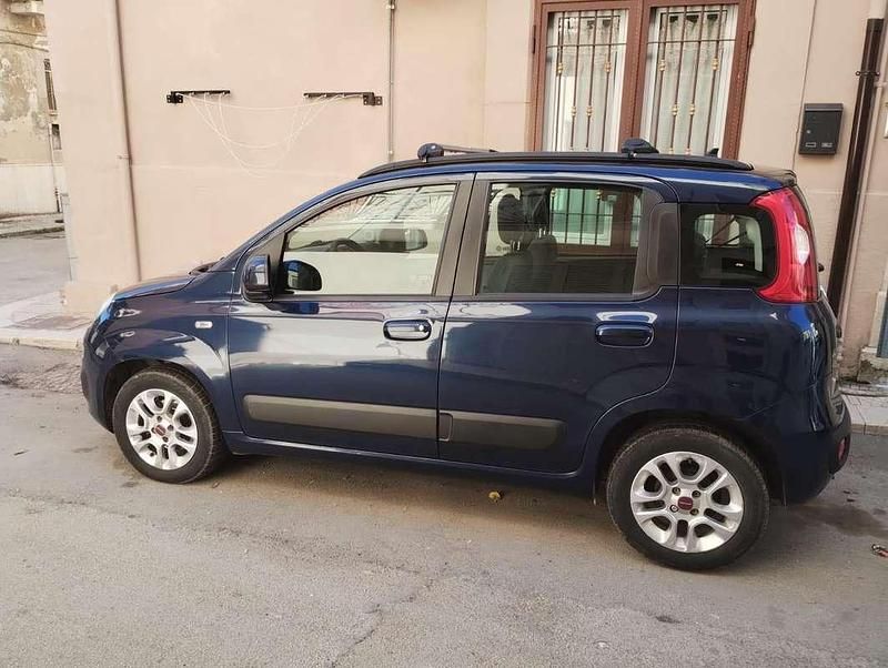 Usata Fiat Panda Pop 69 CV (50 kW) 2015 Blu/azzurro Utilitaria