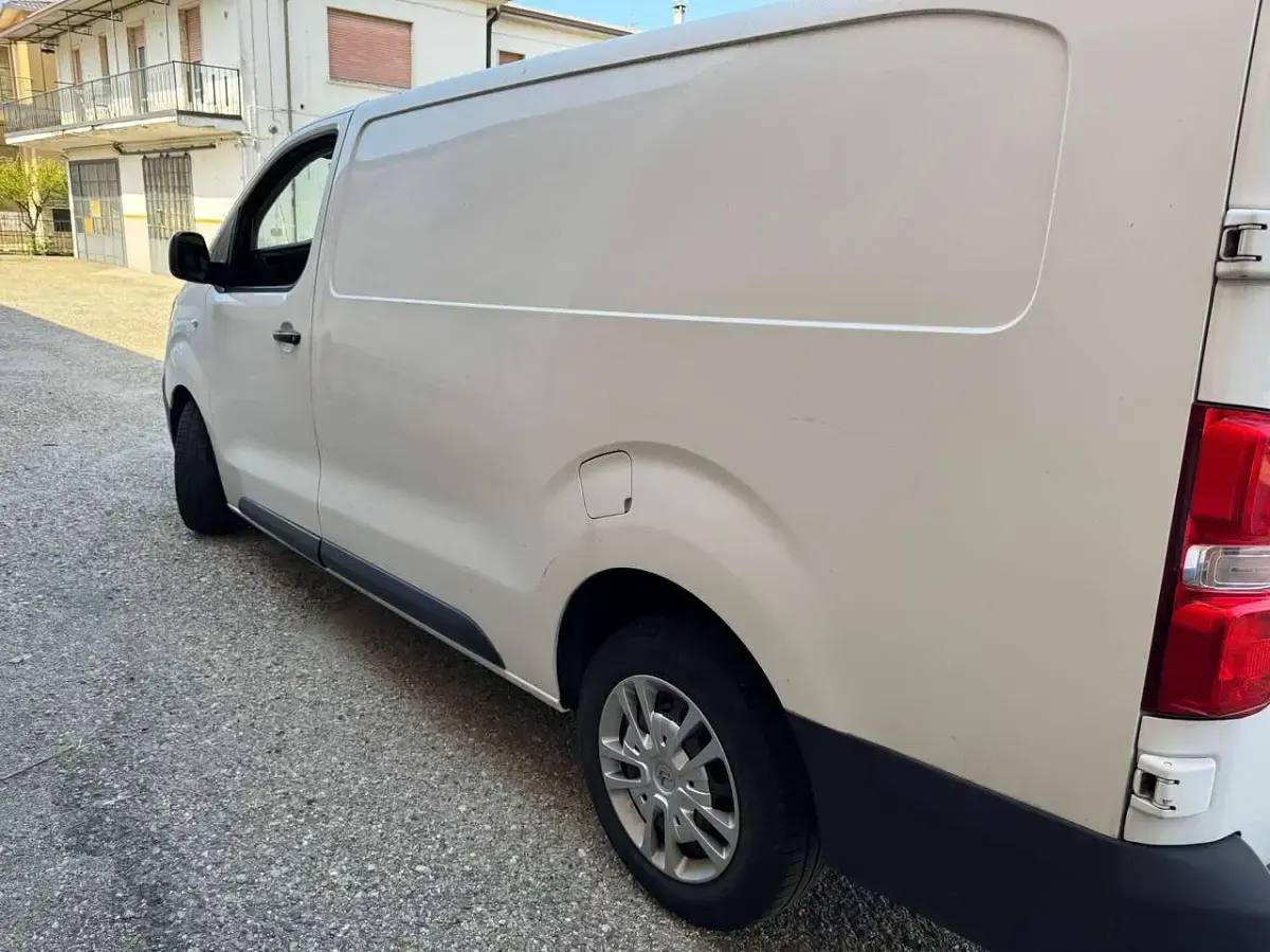 Usata Citroën Jumpy 122 CV (89 kW) 2018 Bianco Monovolume