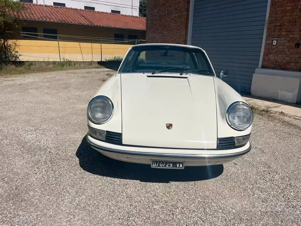 Usata Porsche 911 130 CV (95 kW) 1970 Bianco Cabrio
