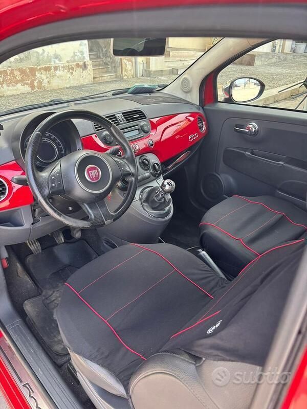 Usata Fiat 500 100 CV (73 kW) 2009 Rosso Utilitaria